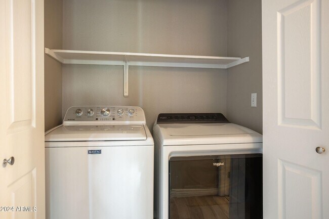 Building Photo - 9451 E Becker Ln