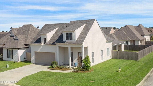 Building Photo - 113 Gentle Island Dr