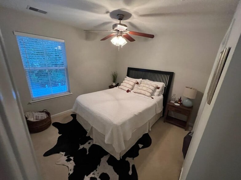 Bedroom - 25 Sugar Maple Ln