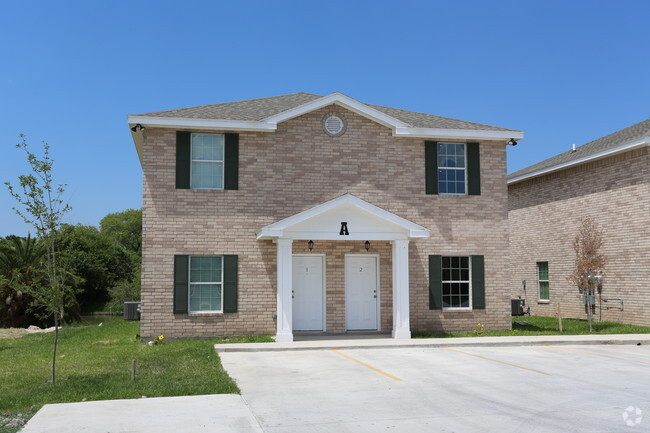 Building Photo - Midtown Duplexes