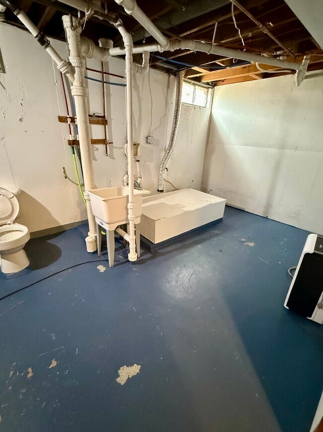 Building Photo - 723 Glendale Ave