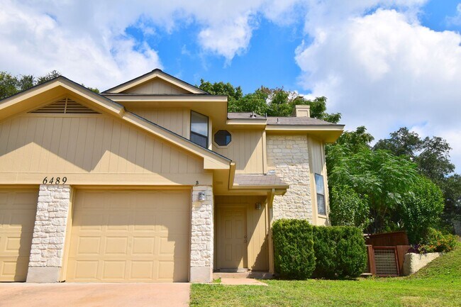 Building Photo - Hart Ln 6489