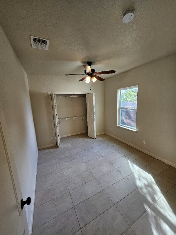 Building Photo - 1016 Center St