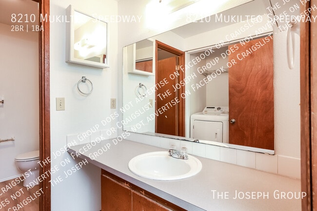 Building Photo - 8210 Mukilteo Speedway