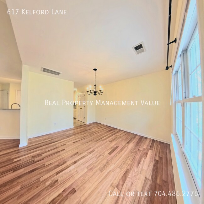 Building Photo - 617 Kelford Ln