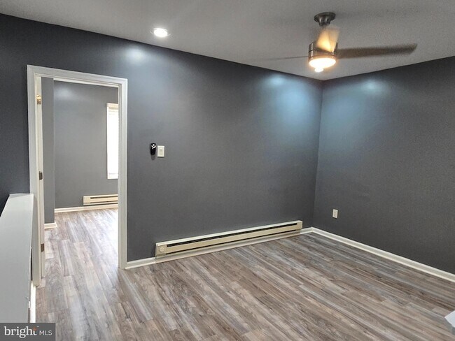 Building Photo - 5914 Belmar Ter
