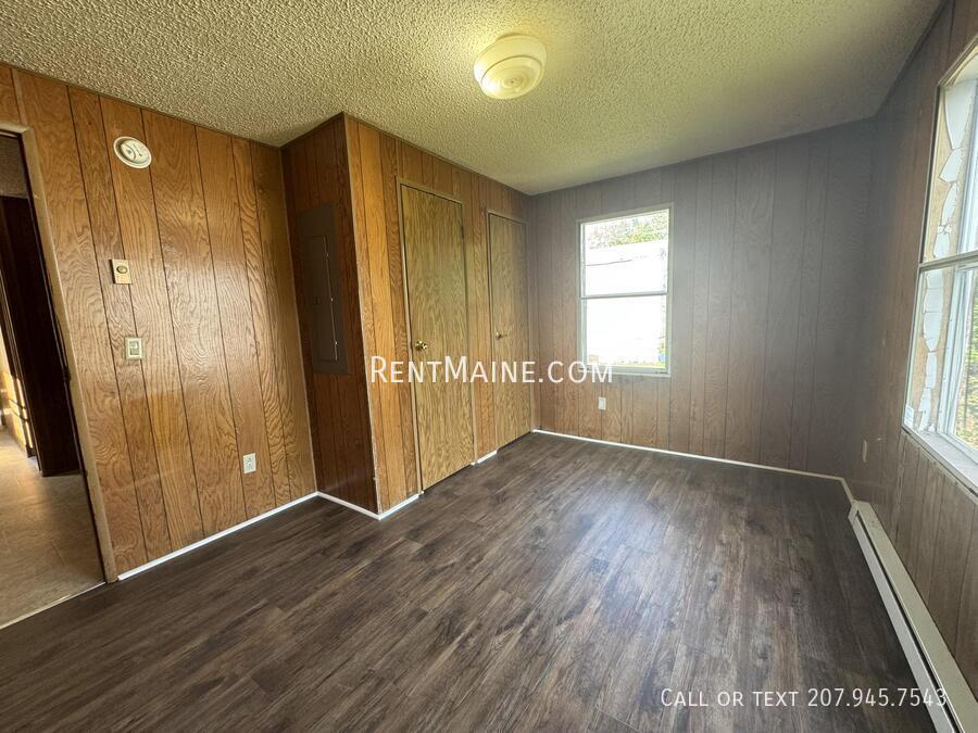 Building Photo - 8 Goodwin Lp