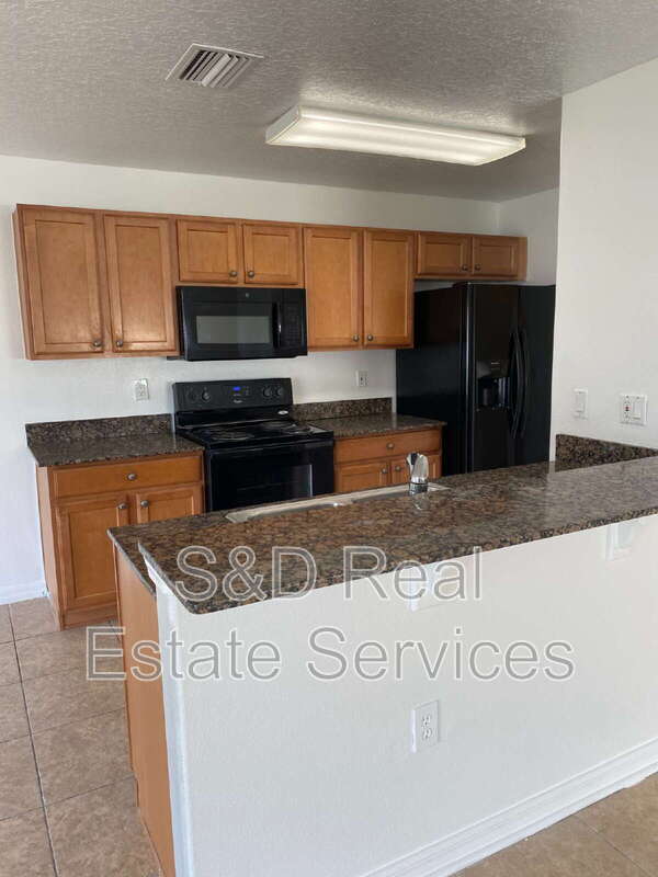 Building Photo - 3968 Hampton Hills Dr