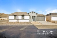 Building Photo - 2426 Wolf Willow Ct