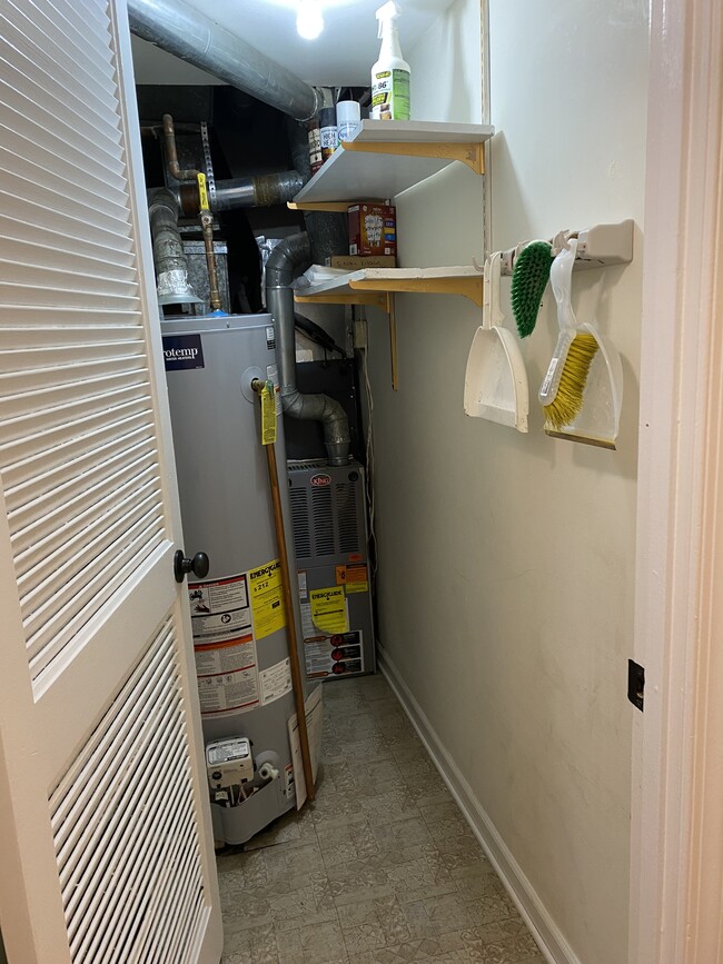 Utility/ Storage closet - 916 I St SE