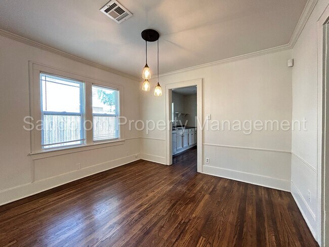 Building Photo - FOR LEASE | University of Tulsa | Availabl...