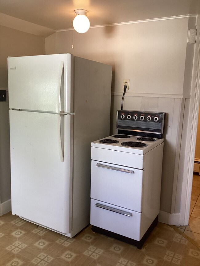 Building Photo - 15371 Church St