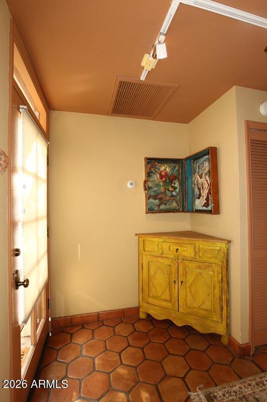 Building Photo - 6218 N 30th Pl