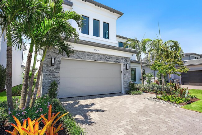 Building Photo - 20471 Southernwood Ave