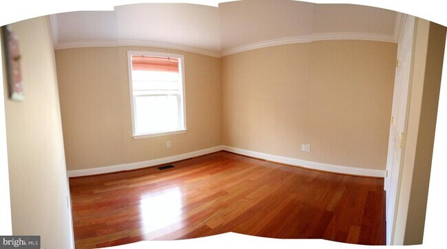 Building Photo - 3317 Pathway Ct