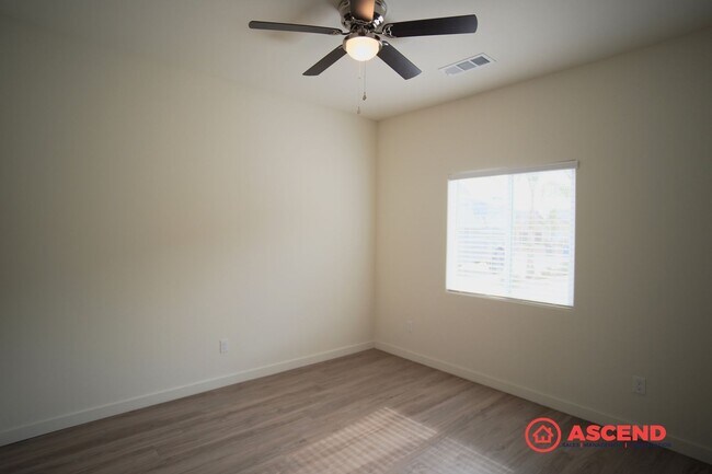 Building Photo - 8400 Frankie Lou St