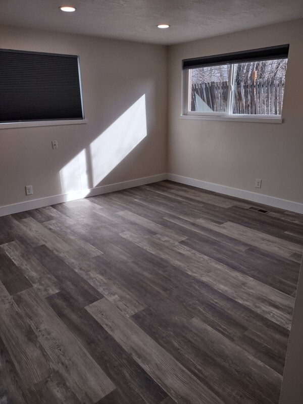 Building Photo - 3056 S 200 E
