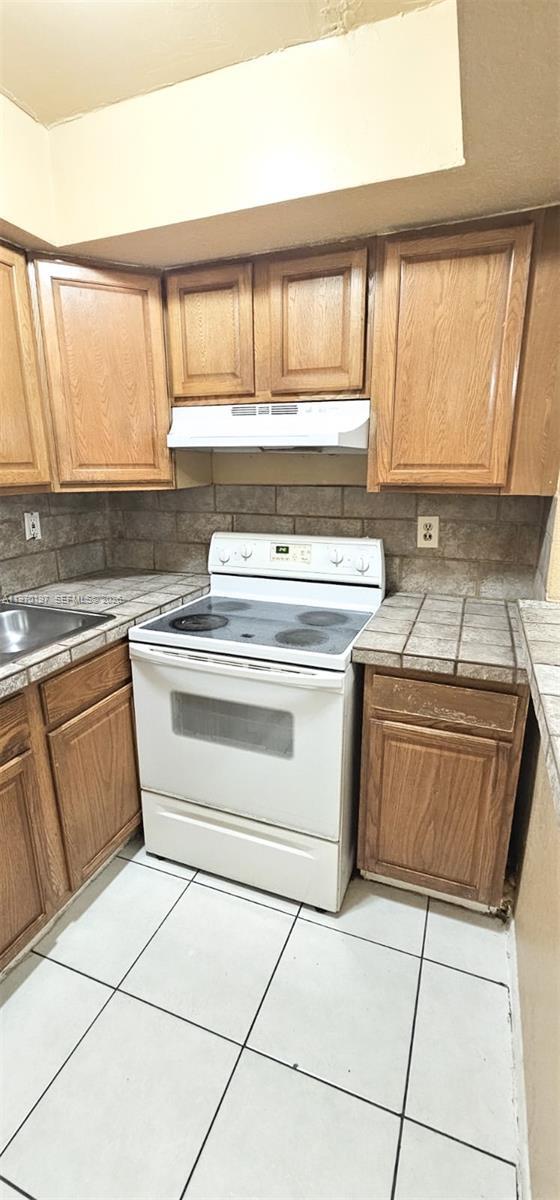 Building Photo - 5830 NW 23rd St