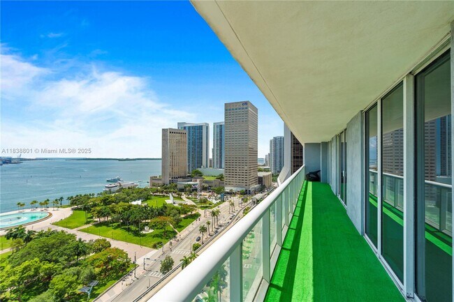 Building Photo - 50 Biscayne Blvd