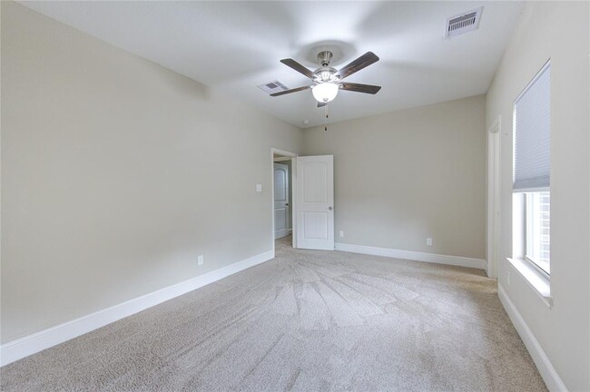 Building Photo - 2827 Winthrop Mdw Wy