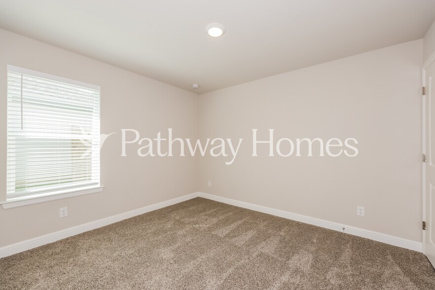 Building Photo - 1756 Reverie Rd