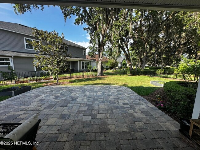 Building Photo - 8613 Homeplace Dr