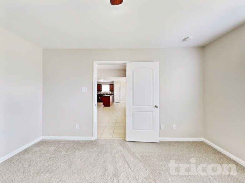 Building Photo - 336 Comanche Plains Rd