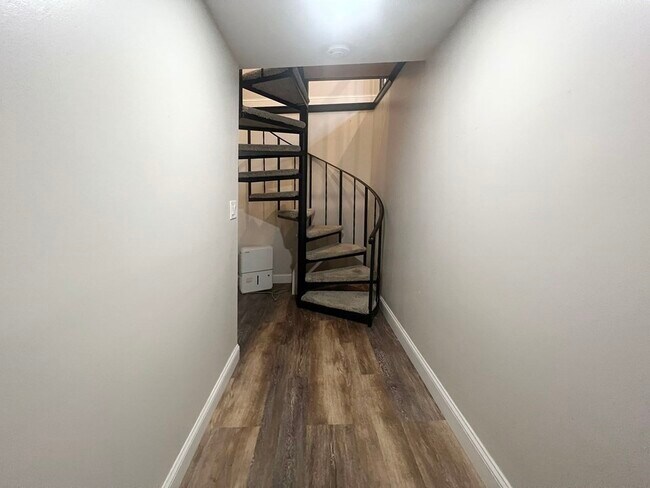 Building Photo - 62 Lubec St