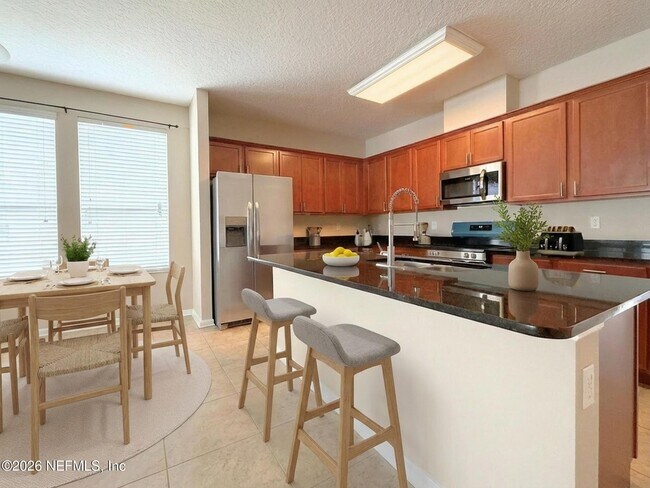 Building Photo - 1487 Falabella Dr