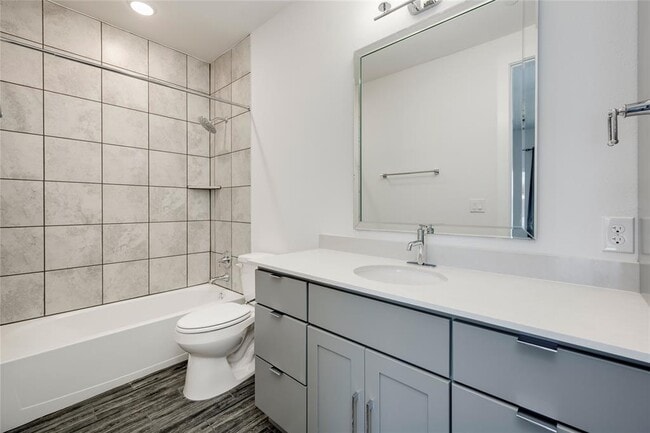 Building Photo - 1417 Kramer Ln