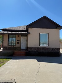 Building Photo - 3416 Rivera Ave