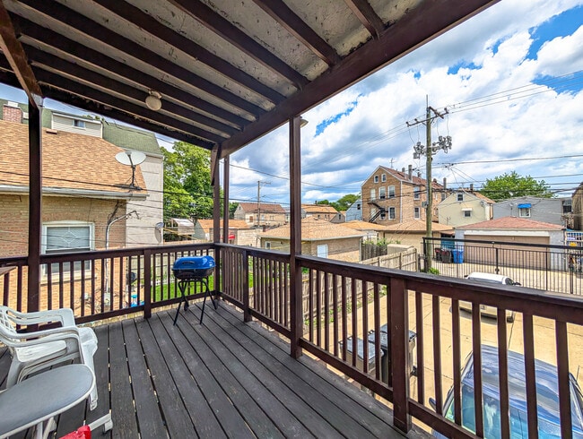 Building Photo - 2323 S Trumbull Ave