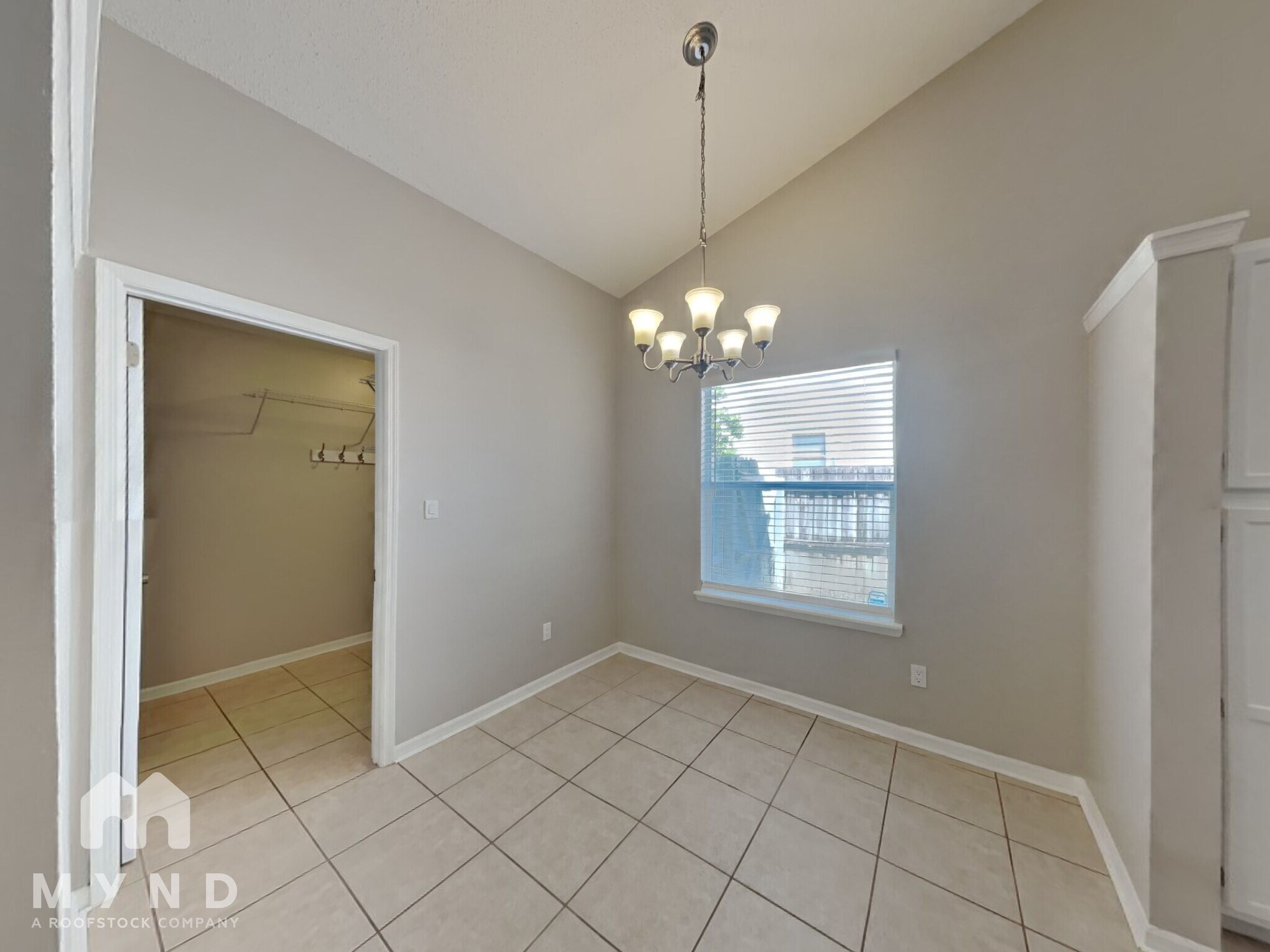 Building Photo - 536 Remington Oak Dr