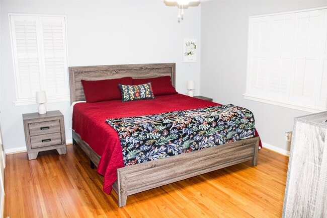 Building Photo - 8910 Greiner Dr