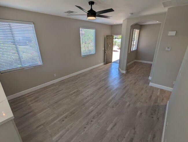 Building Photo - 10957 Napa Ridge Dr