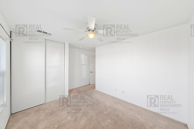 Building Photo - Spacious 4-Bed, 2-Bath Open-Concept Home i...