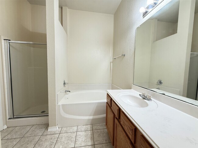 Building Photo - 6311 Rumford Ln