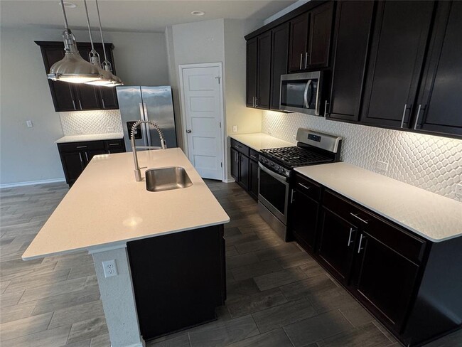 Building Photo - 13505 Feldspar Dr