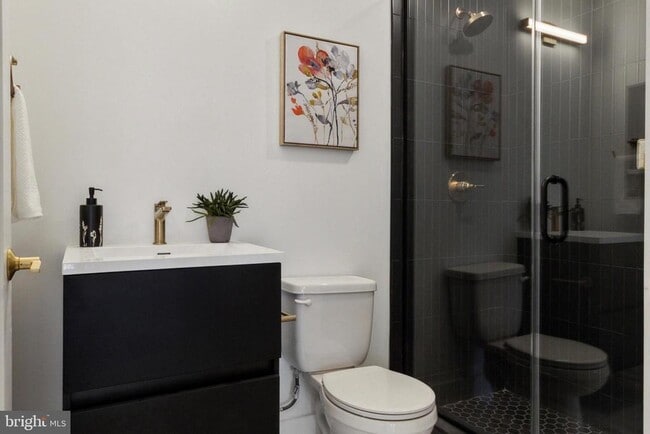 Building Photo - 367 W Hortter St