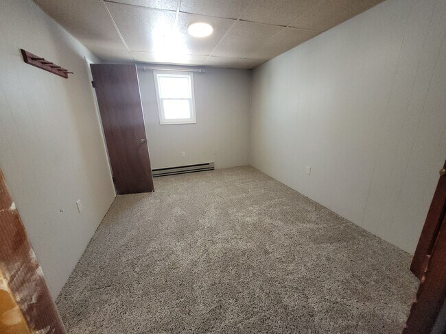 Building Photo - 23 Cloister Ave