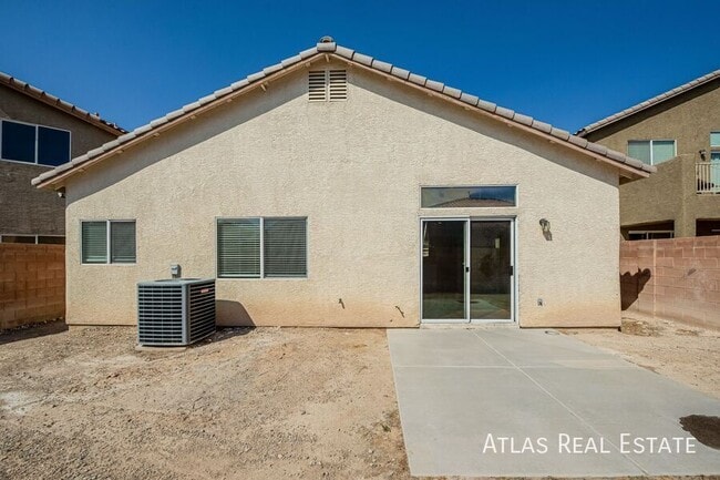 Building Photo - 6432 Casamar St