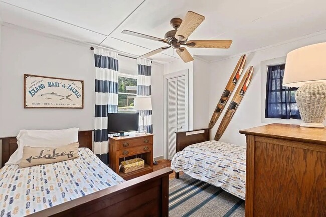 Building Photo - 333 Jim Crittendon Rd