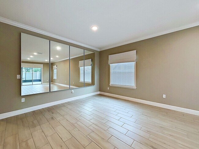 Building Photo - 11813 June Briar Loop
