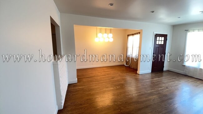Building Photo - Lovely Home in a Quiet Neighborhood