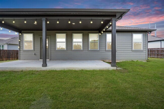 Building Photo - 104 Stinchcomb Rd