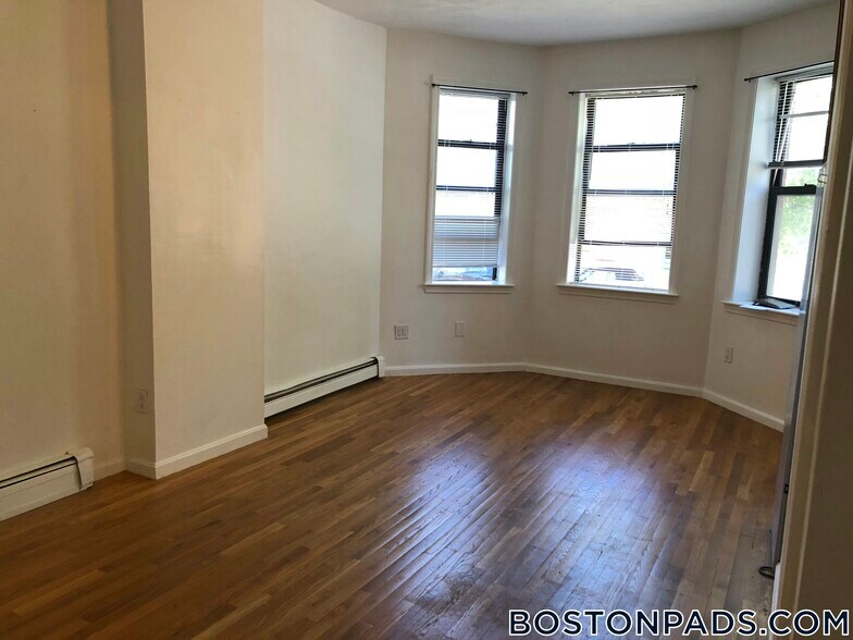 Building Photo - 63 S Huntington Ave
