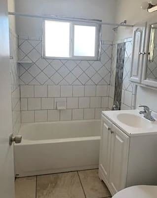 Building Photo - 4634 E Montecito St