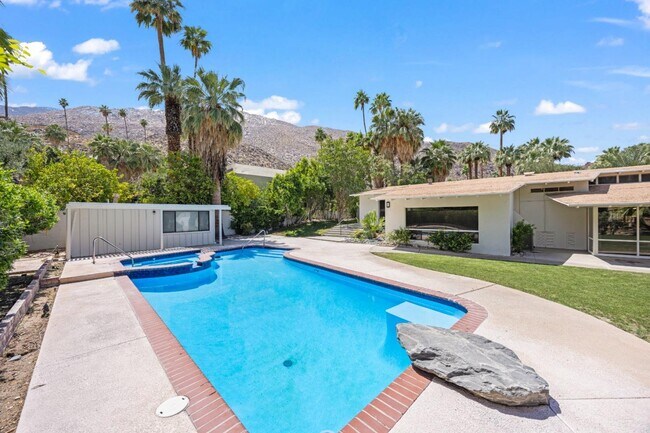 Building Photo - 255 Camino Buena Vista