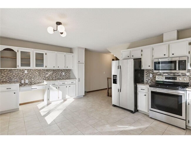 Building Photo - 7207 Heatherton Cir