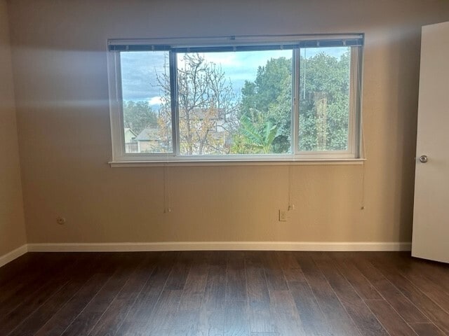 Building Photo - Beautifully Updated 4-Bedroom Home